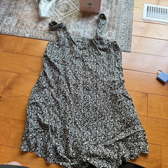 Floral Button-Down Dress Romper - Picture 1 of 7